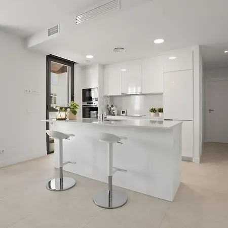 Stunning Modern Walk To - Rdr464 Apartment Estepona